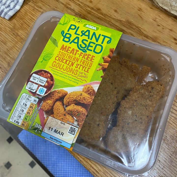 photo of Asda Plant Based  Southern Fried Chicken Style Goujons shared by @meganthevegetable on  14 Mar 2022 - review