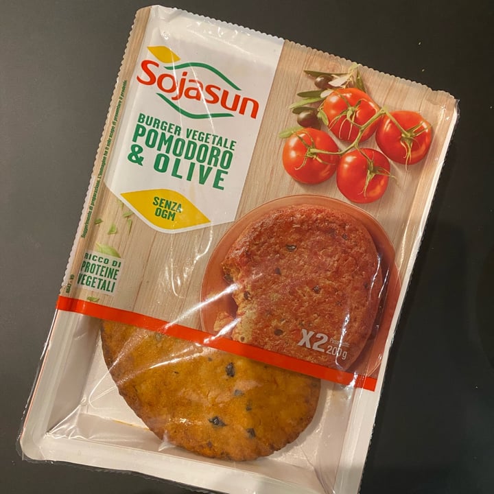 photo of Sojasun Burger Pomodoro & Olive shared by @topacieca on  26 Nov 2022 - review