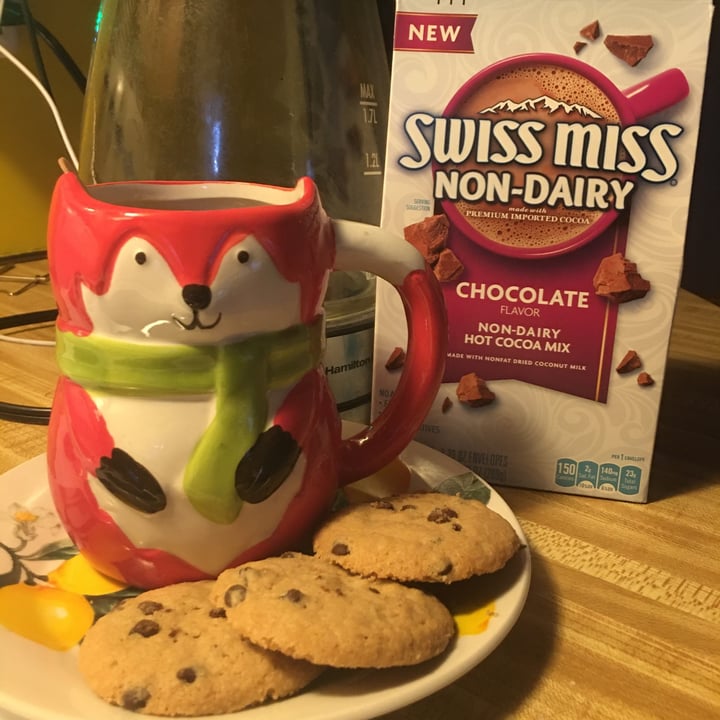 photo of Swiss Miss Non-Dairy Hot Cocoa Mix shared by @skeeter on  27 Dec 2020 - review