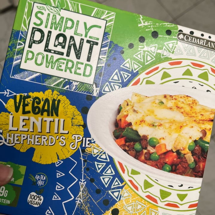 photo of Cedarlane  Vegan lentil shepherds Pie shared by @bego18 on  31 Oct 2022 - review