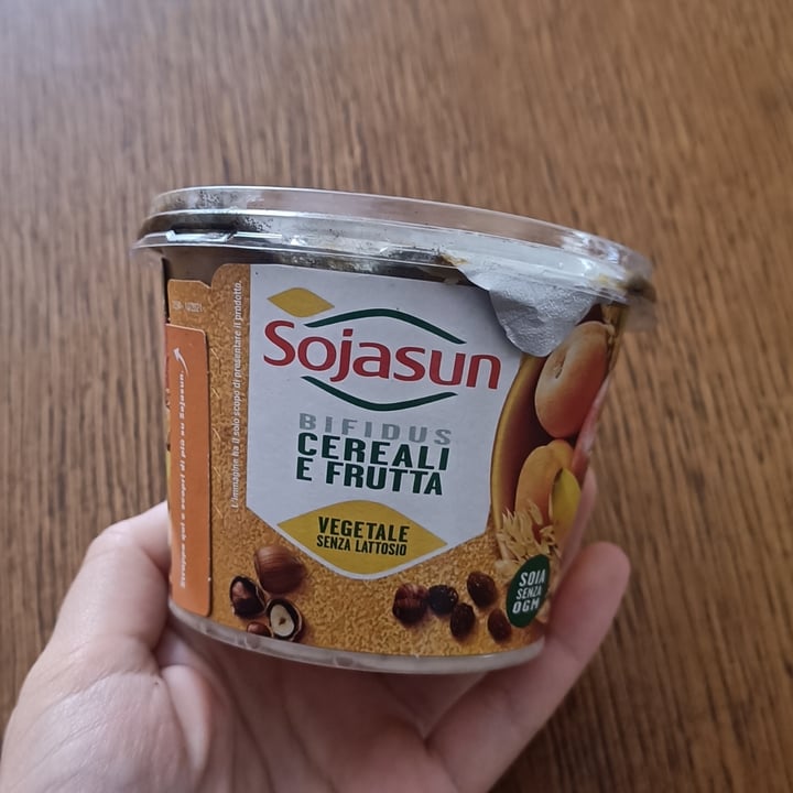 photo of Sojasun bifidus cereali e frutta shared by @martirozo on  25 Oct 2022 - review