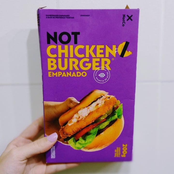 photo of NotCo Not Chicken Burger Empanado shared by @lauhss on  03 Apr 2022 - review