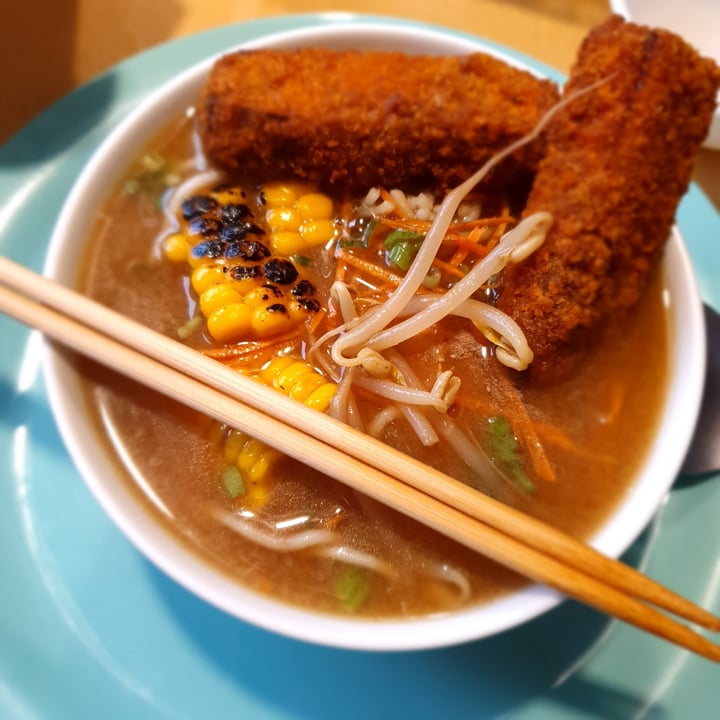 photo of KOI Beer & Dumplings - Lavalleja Ramen De Miso Ahumado Con Tofu shared by @naifdelsur on  01 May 2021 - review