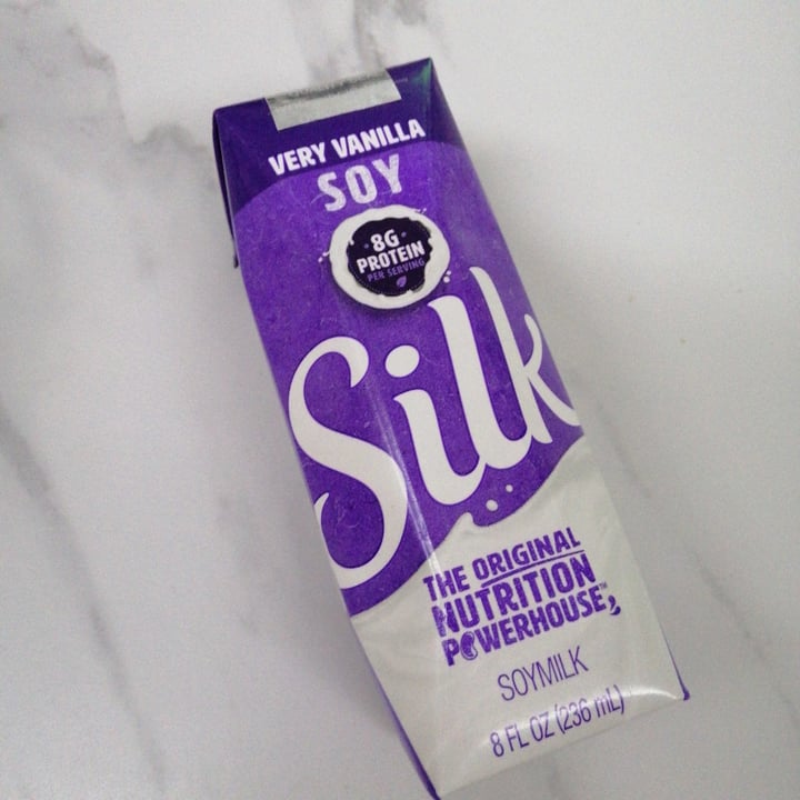 photo of Silk Silk Very Vanilla Soy Milk shared by @sallysim on  17 Jun 2020 - review