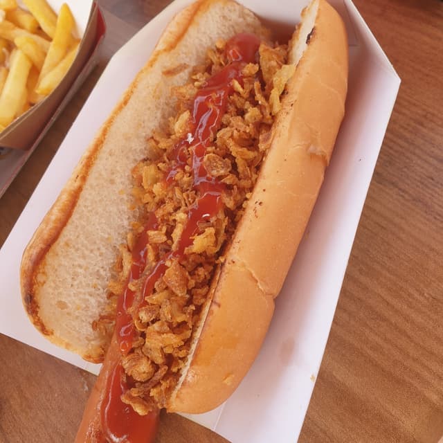 菜肴“perrito vegano oscar mayer”的照片