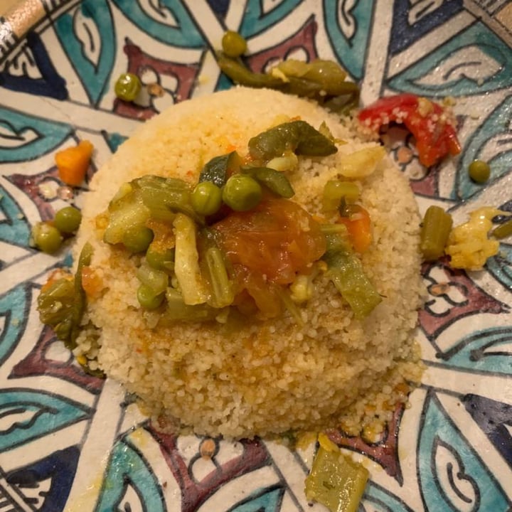 photo of Orient Experience Cous cous e verdure al curry shared by @bbrigitte on  10 Mar 2022 - review