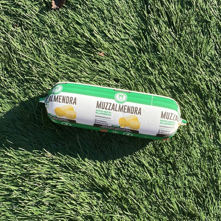 review photo of Felices Las Vacas Muzzalmendra shared by @viickusosa on 25 Mar 2022 - review