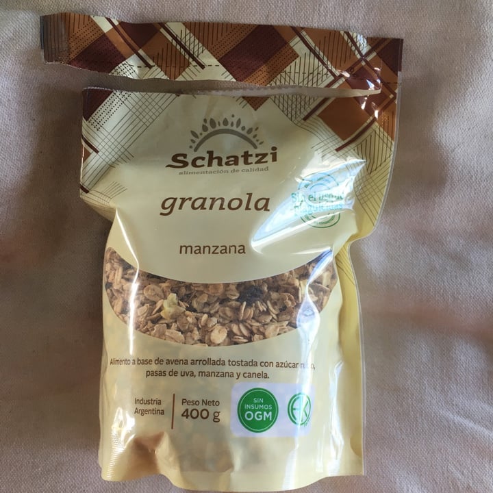 photo of Schatzi Granola Con Manzana Orgánica shared by @ailujeanney on  24 Apr 2022 - review