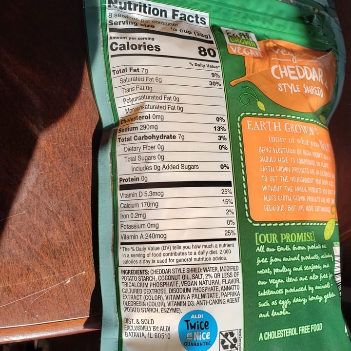 photo of Earth Grown Cheddar Style Shreds shared by @rachelhrieman on  24 May 2022 - review