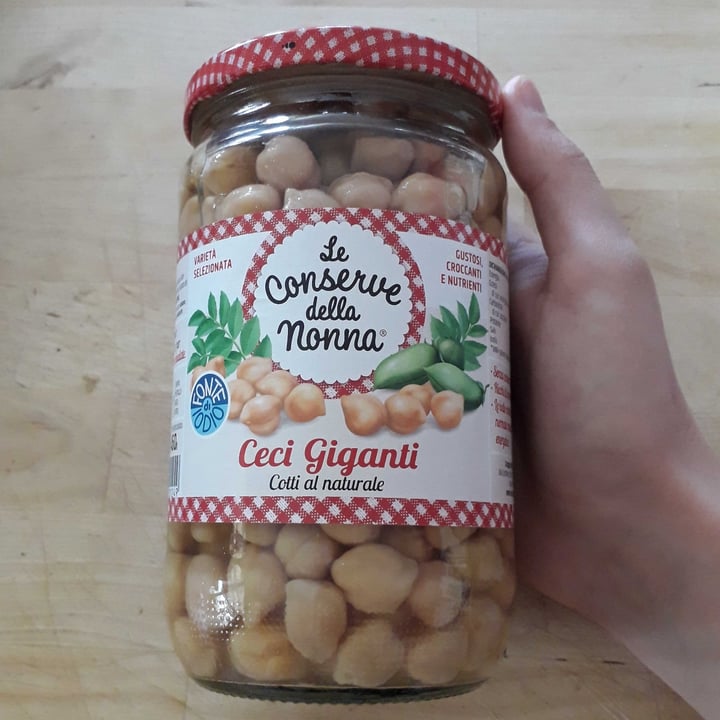 photo of Le conserve della nonna Ceci giganti cotti al naturale shared by @silvialaura on  04 Jun 2022 - review