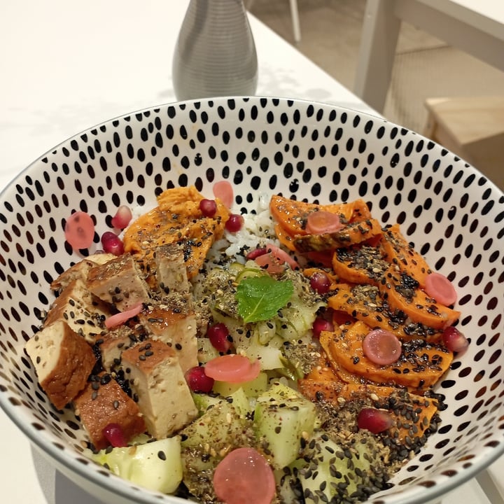 photo of YOGAMOUR Buddha Bowl shared by @chiaraclaire on  19 Aug 2022 - review