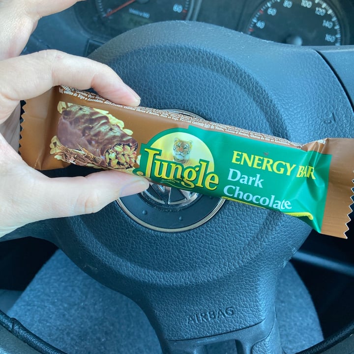 review photo of Jungle Oats Dark Chocolate Energy Bar shared by @shellojellomello on 24 May 2021 - review