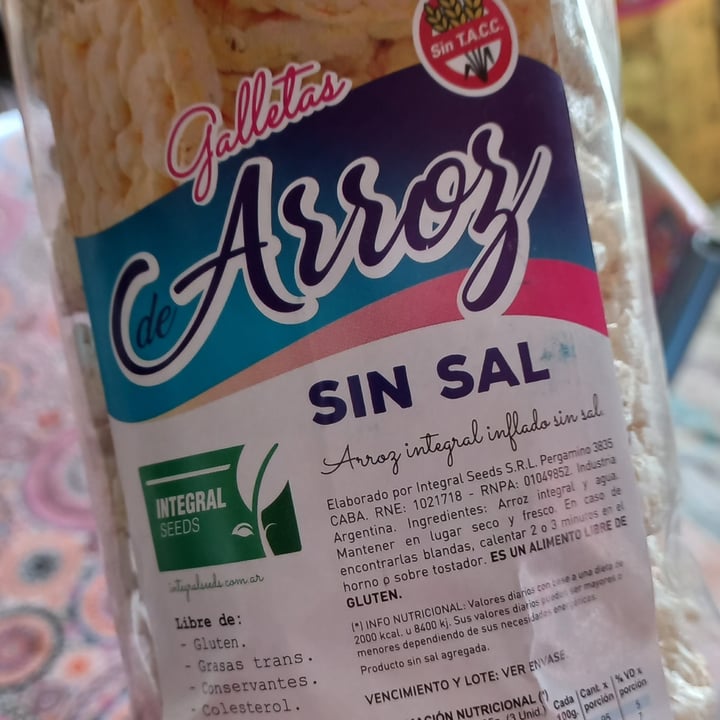 photo of Integral Seeds Galletas De Arroz Con Sal shared by @miveganavida on  05 Nov 2021 - review