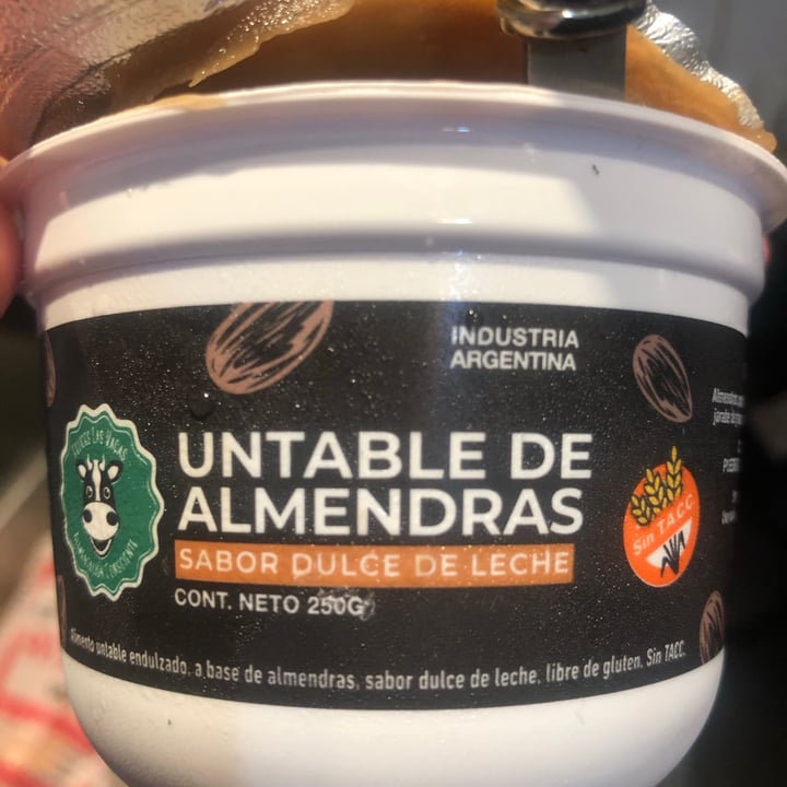 photo of Felices Las Vacas Untable de Almendras sabor Dulce de Leche shared by @amerecetas on  13 Oct 2020 - review