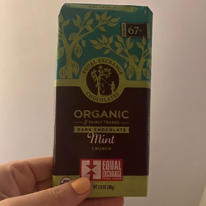review photo of Equal Exchange Dark Chocolate Mint Crunch shared by @fitbitchsoypreme on 07 May 2020 - review