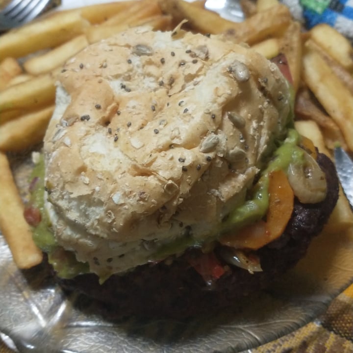 review photo of Brocoli Pop Hamburguesa The Smiths shared by @cosmicginger on 19 Oct 2021 - review
