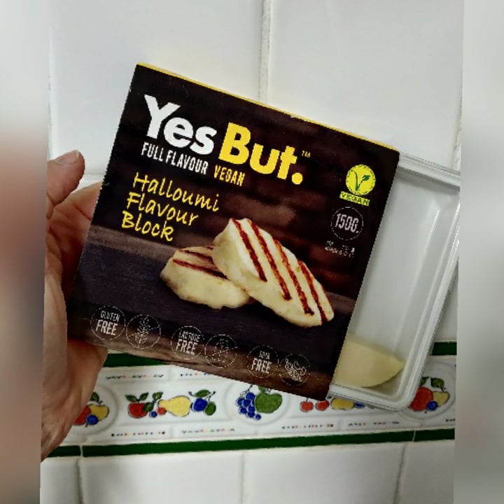 photo of Yes But. Halloumi flavor block shared by @gitaneta on  16 Nov 2021 - review