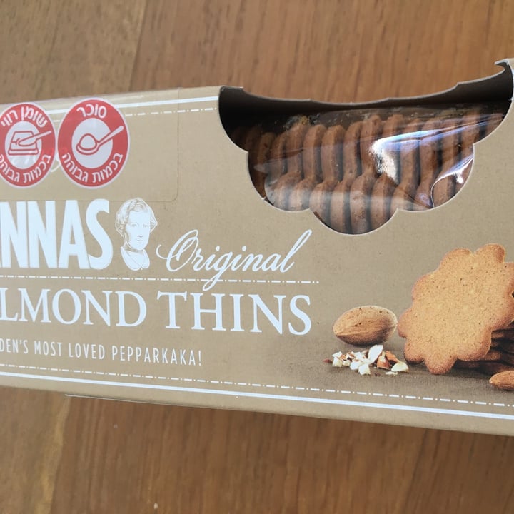 photo of Annas Almond Thins shared by @scorbunny on  08 Jan 2022 - review