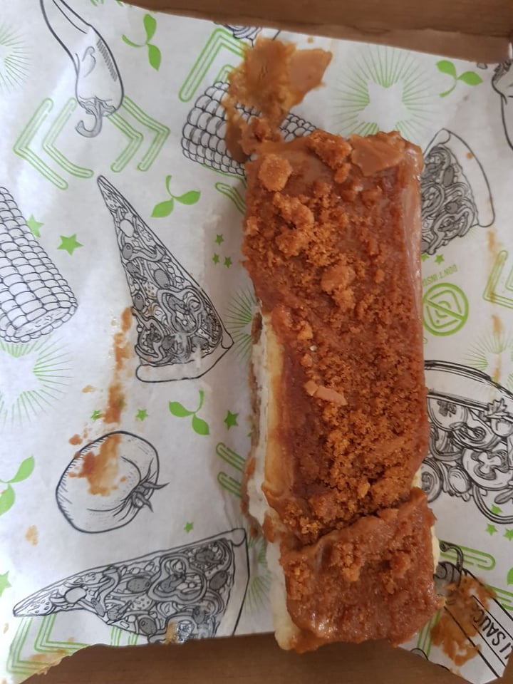 photo of Pizza Hut Delivery Caramel Cheesecake shared by @charlotte7 on  19 Apr 2020 - review
