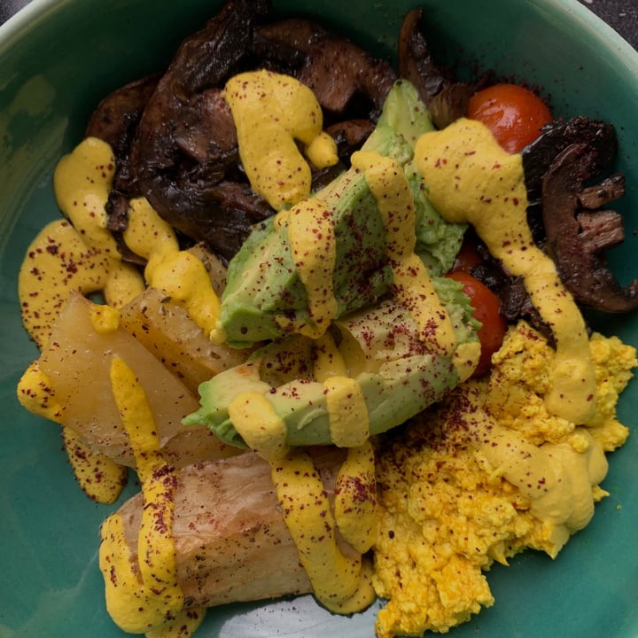 review photo of Lexi's Healthy Eatery Farmers Breakfast Bowl shared by @melisschapman on 02 Apr 2021 - review