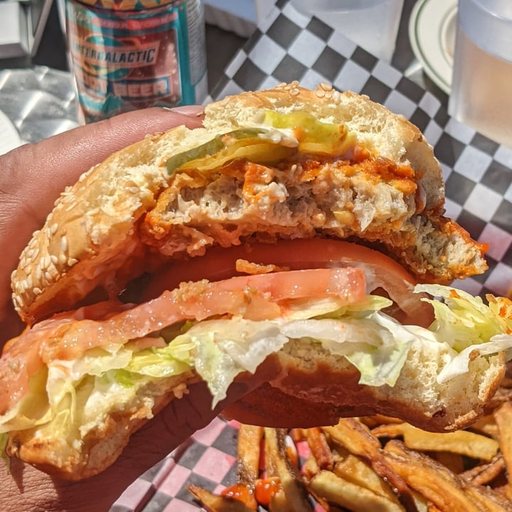 photo of Fern Cafe and Bakery Buffalo Chickun Burger shared by @stormm on  14 Jul 2022 - review
