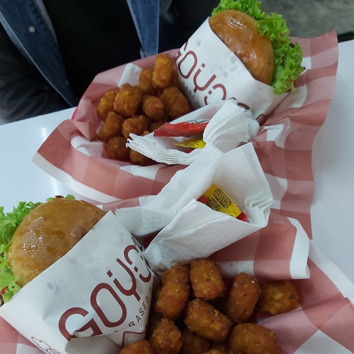 review photo of Goyo’s Plant-Based Burgers Roma Hamburguesa sencilla shared by @ghaby on 21 Oct 2020 - review