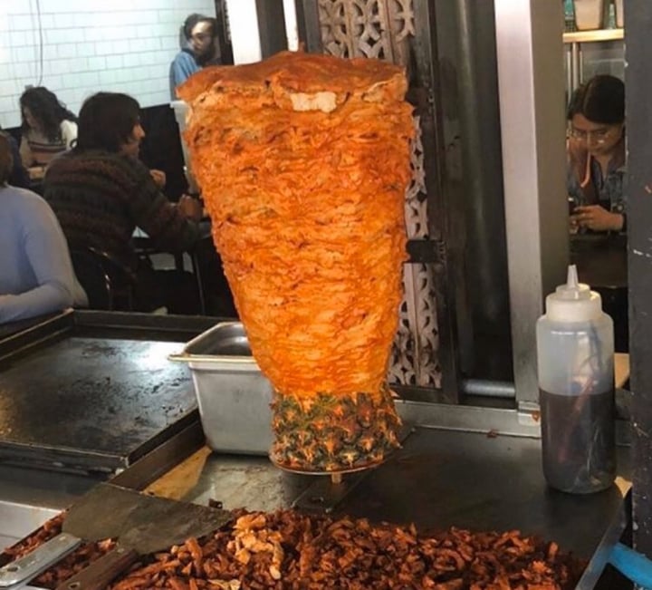 photo of Por siempre vegana 2 Tacos al pastor (trompo) shared by @veganeandoporelmundo on  17 Mar 2020 - review