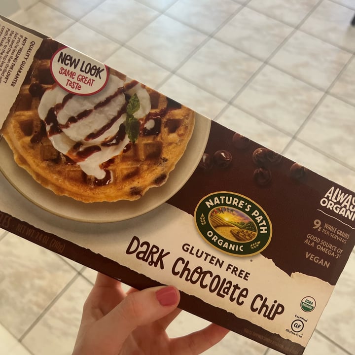 photo of Nature's Path Foods Dark Chocolate Chip Waffles shared by @gracec7 on  27 Feb 2022 - review