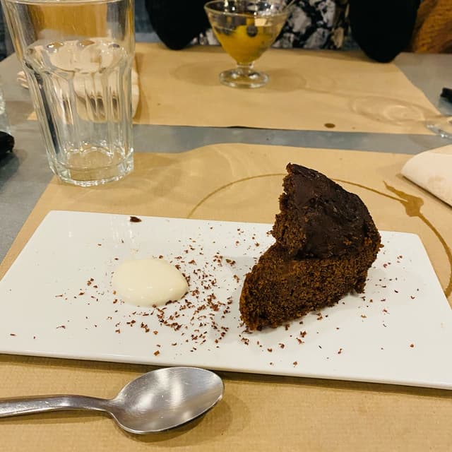 Photo of the dish “Pastel de algarroba”
