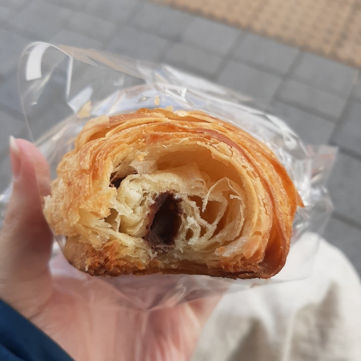 photo of 우부래도 상도본점 Pain Au Chocolat shared by @maiaceto on  10 Dec 2022 - review