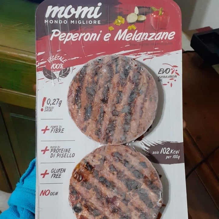 photo of Momi - Mondo migliore Burger Peperoni E Melanzane shared by @steppenwolf95 on  11 Apr 2022 - review