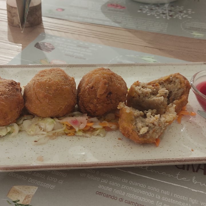 photo of Il Melograno - Naturalmente Buono - Trieste Polpette shared by @hypatia on  14 Sep 2022 - review