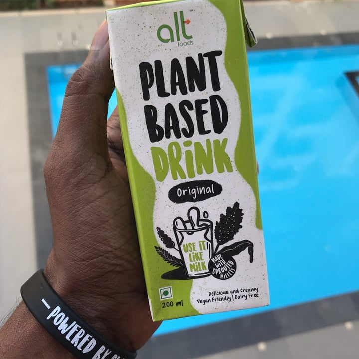 photo of Alt Foods Plant Based Drink Original shared by @veganniran on  19 Jan 2022 - review