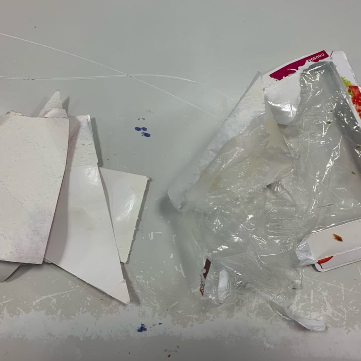 review photo of Tesco Plant Chef Vegan BLT Sandwich shared by @tsollis on 27 Apr 2022 - review