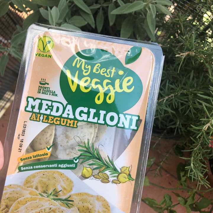 review photo of Vemondo Vegan Medaglioni with Chickpeas and Lentils shared by @caterinaviti on 08 Aug 2021 - review