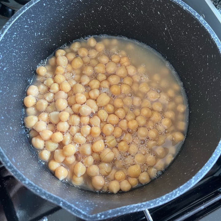 photo of Tesco Chickpeas in Water shared by @ameriamber on  22 Sep 2022 - review