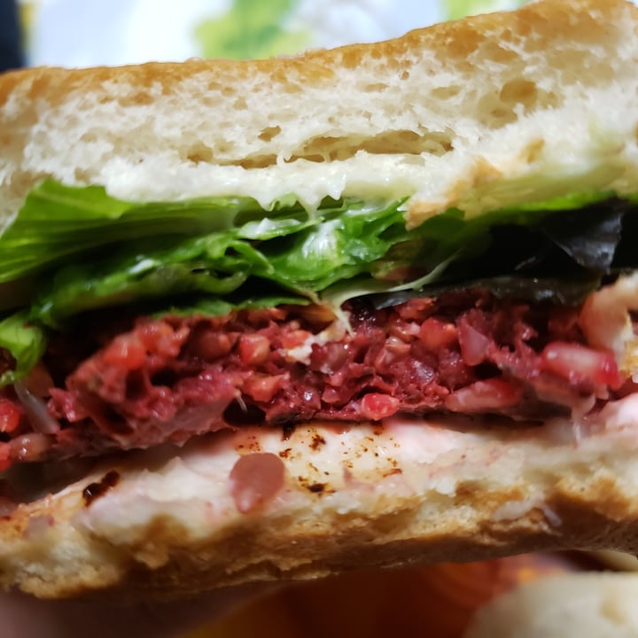 photo of Sol Cuisine Sol Cuisine Sunflower Beet Vegan Burger shared by @tbrown on  24 Jul 2021 - review