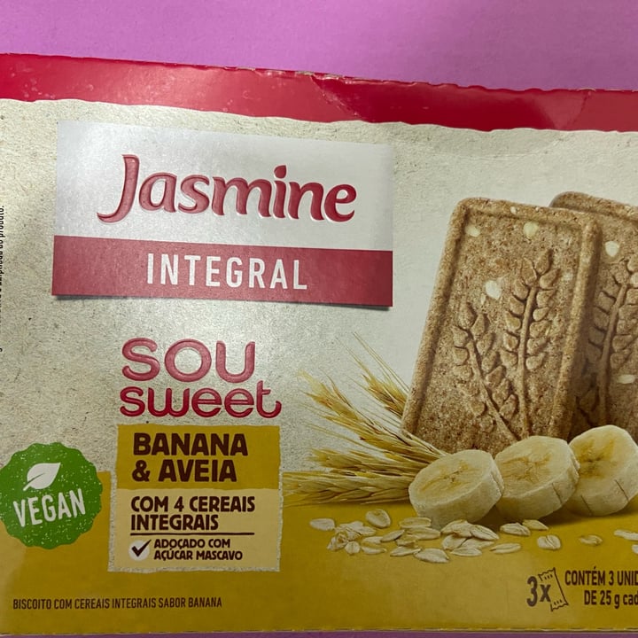photo of Jasmine biscoito de banana shared by @luciaalves on  25 May 2022 - review