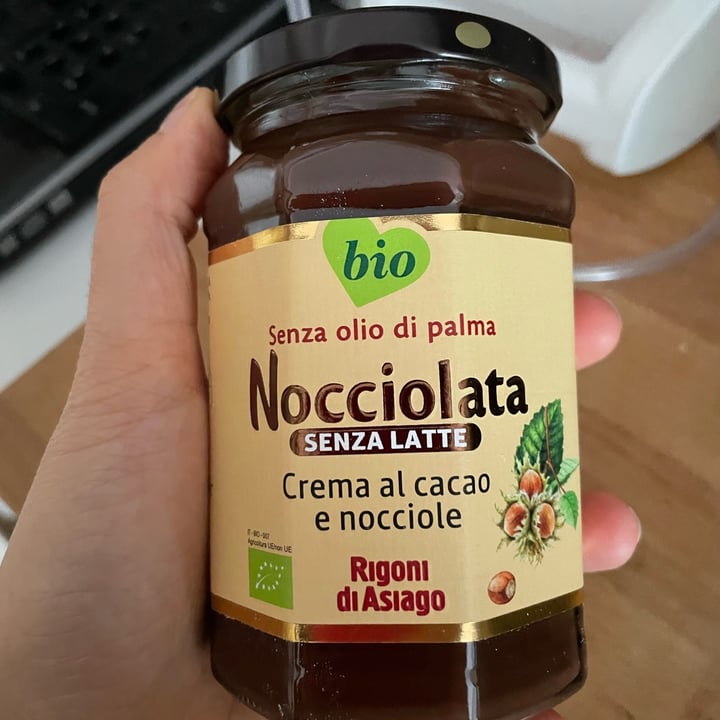 photo of Rigoni di Asiago Nocciolata - crema al cacao e nocciole senza latte shared by @maniecleo on  02 Nov 2022 - review