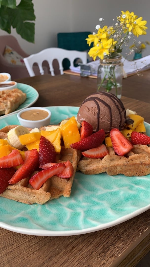 review photo of Helados Artesanales Napoli waffles veganos, helado de chocolate shared by @fabianarepetto on 21 Nov 2019 - review