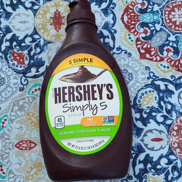 photo of Hershey's Hershey’s Simply 5 Syrup shared by @vegan4thewin on  25 Aug 2021 - review