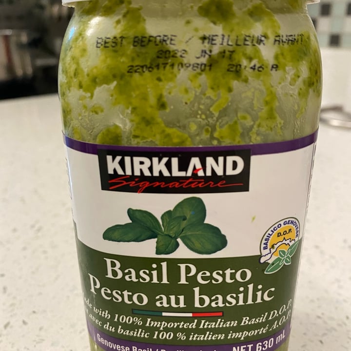 review photo of Kirkland Signature Basil Pesto shared by @stanis01 on 08 May 2022 - review