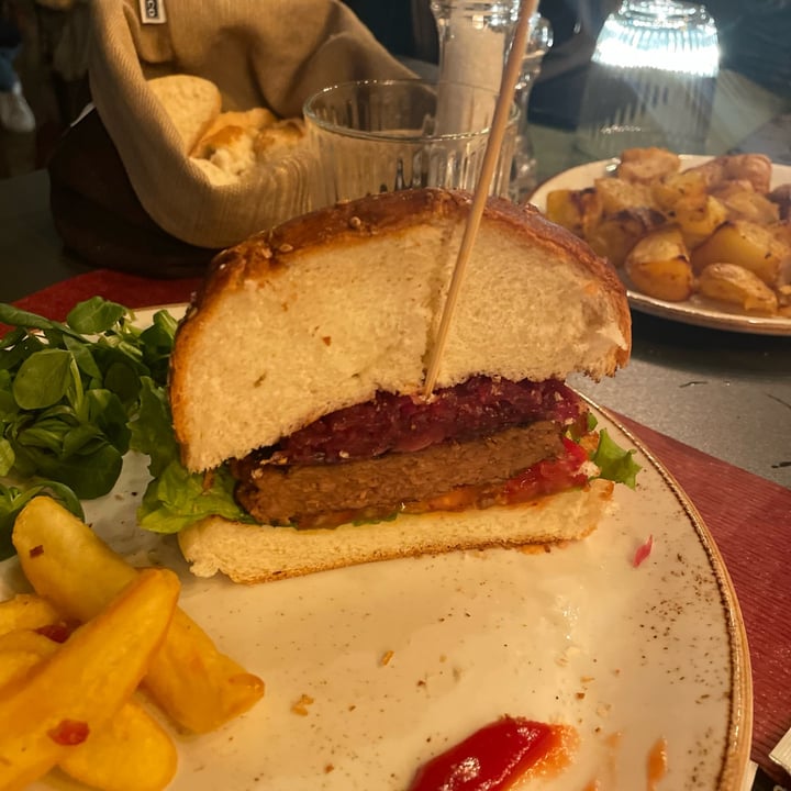 photo of Habanero - Serious About Grill Vegan burger shared by @vale4nature on  14 Aug 2022 - review