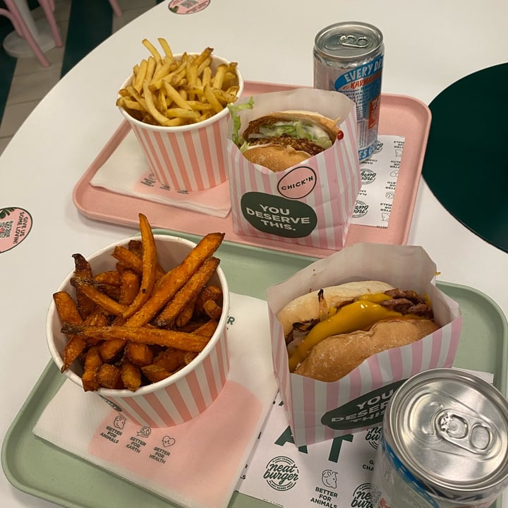 photo of Neat Burger Soho smash burger shared by @chiaralof on  03 Jun 2022 - review