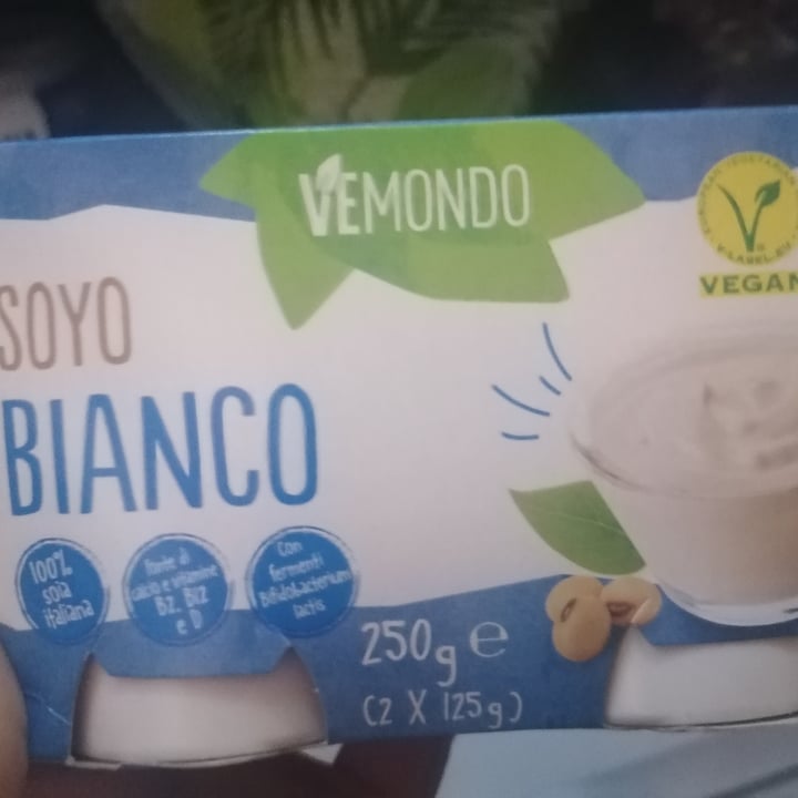 photo of Vemondo Yogurt alla soia shared by @giorgia12 on  13 Apr 2022 - review