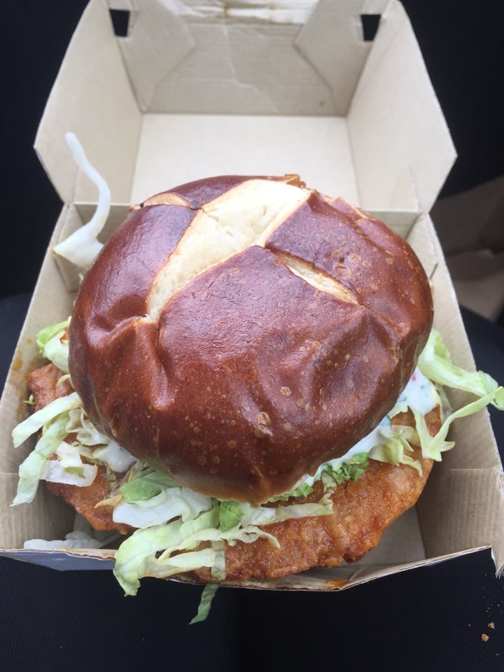 review photo of Seitan's Realm Shia LaBuffalo Chickun Sandwich shared by @snailisfast on 02 Feb 2020 - review