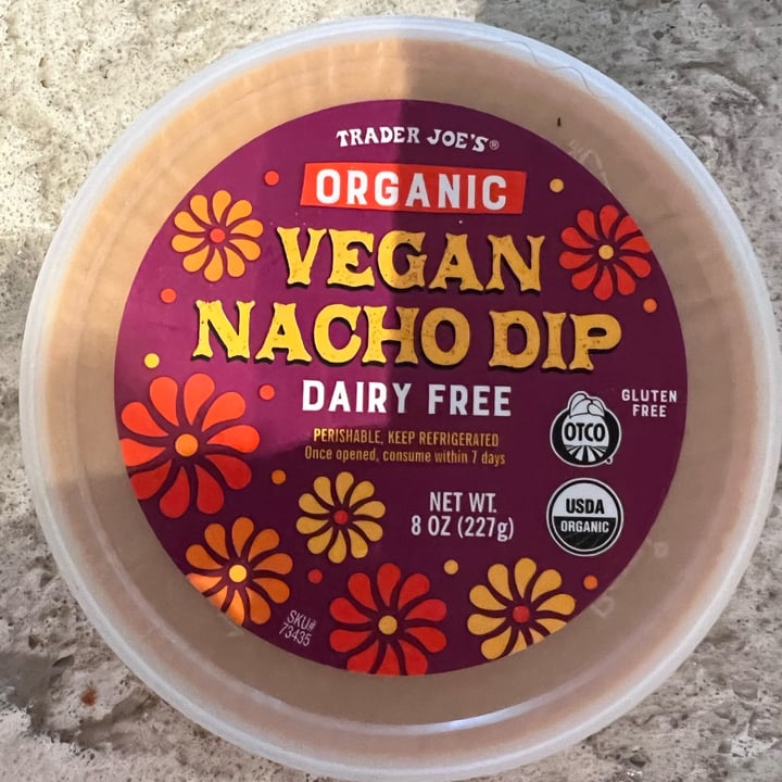 photo of Trader Joe's Vegan Nacho Dip shared by @danielsweeney on  12 Jul 2022 - review