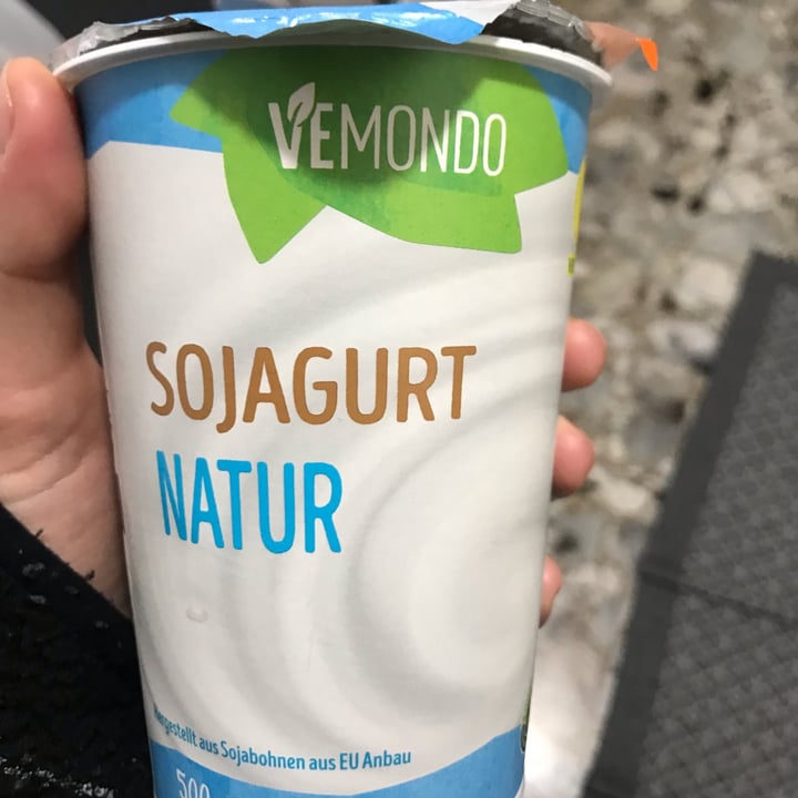 photo of Vemondo Sojagurt Natur shared by @cxxxx on  10 Dec 2021 - review