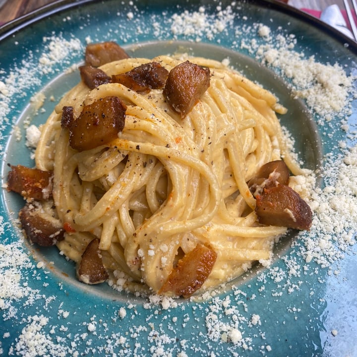 review photo of Rifugio Romano Carbonara vegana shared by @httpelnrmmln on 29 Mar 2022 - review