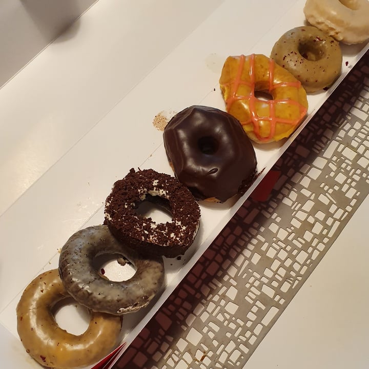 photo of Cartems Donuts earl grey shared by @anistavrou on  09 Oct 2022 - review